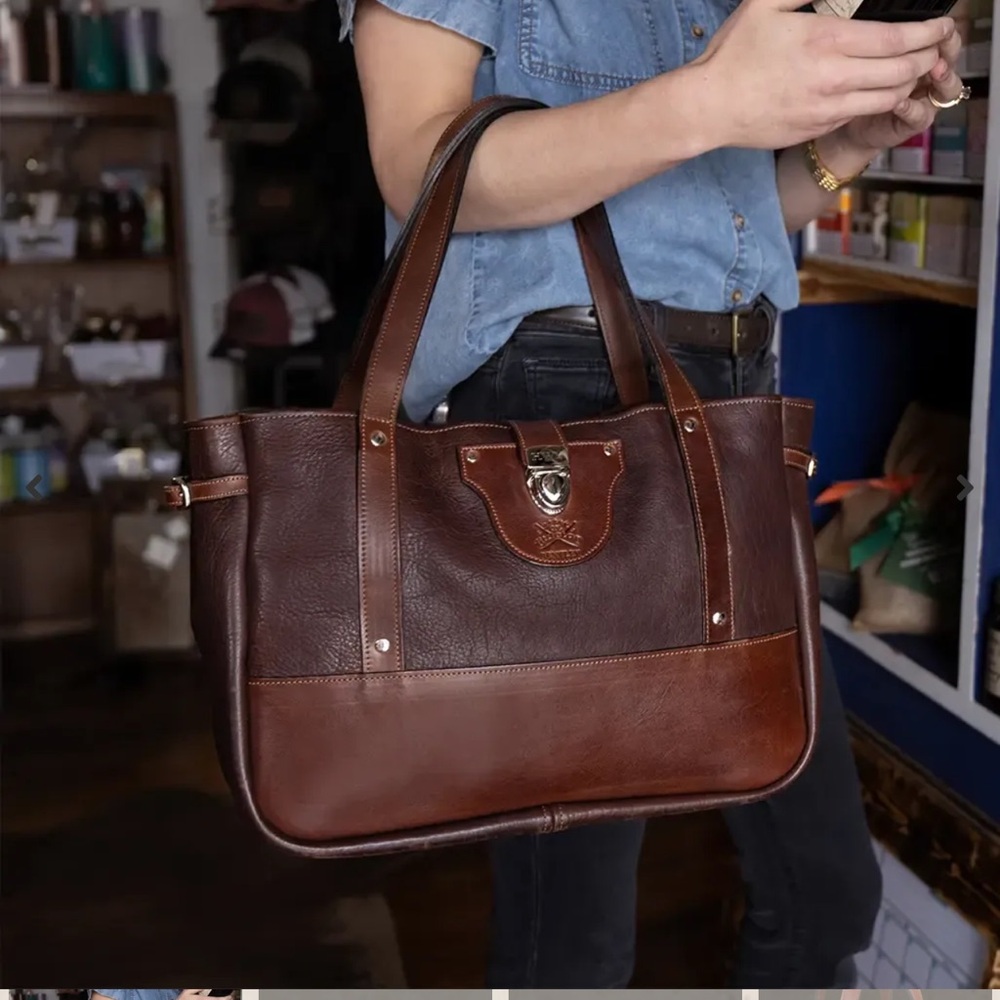 Elegant Brown Leather Tote Bag